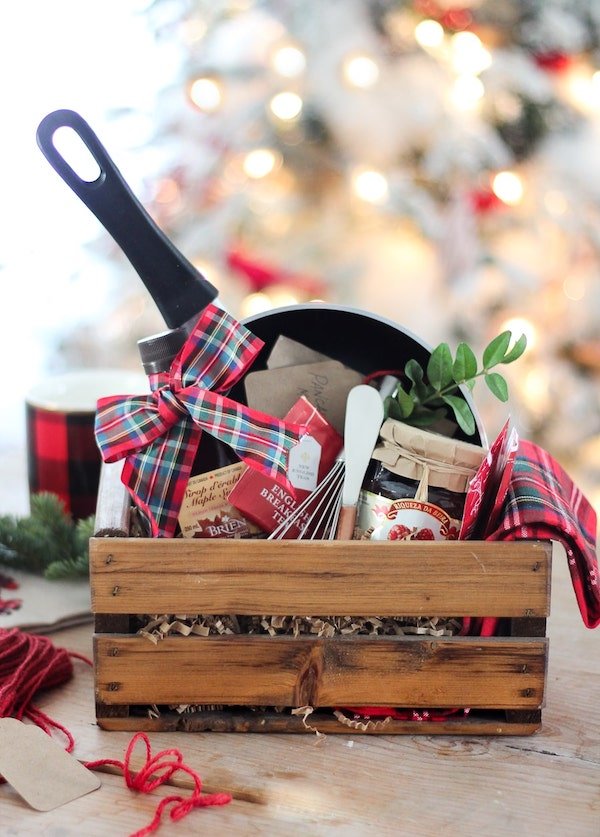 DIY Gift Basket