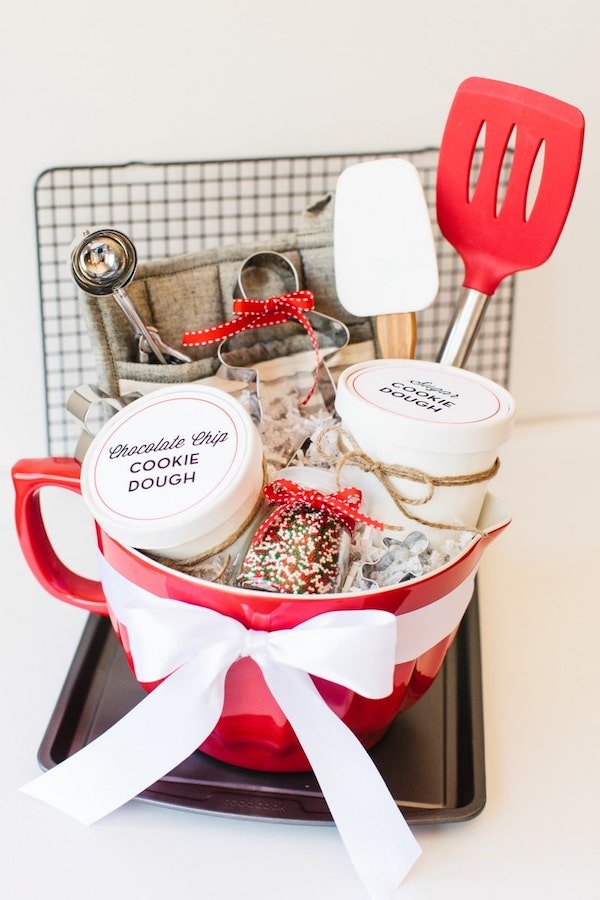 DIY Gift Basket